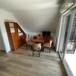 Hangulatos Balaton Parti Nyaraló *