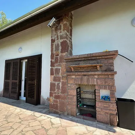 Hangulatos Balaton Parti Nyaralo بيت للعطل