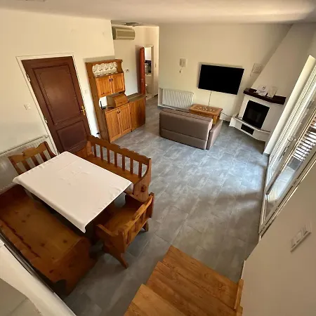 別荘 Hangulatos Balaton Parti Nyaralo