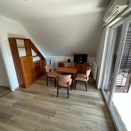 Hangulatos Balaton Parti Nyaralo Ferienhaus *