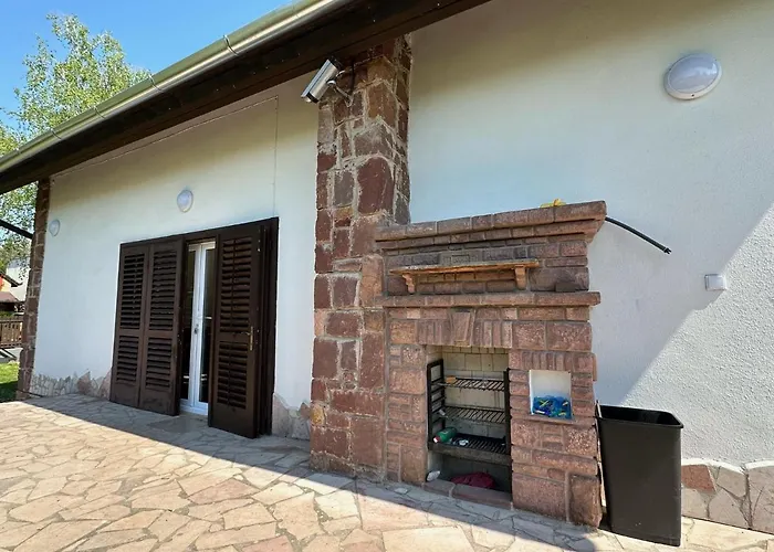 Hangulatos Balaton Parti Nyaralo بيت للعطل