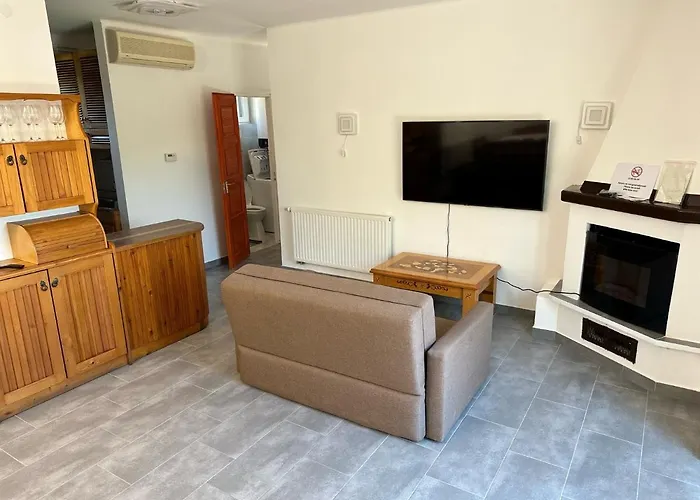 Hangulatos Balaton Parti Nyaralo *