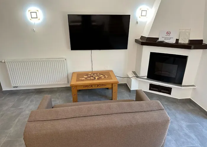 بيت للعطل Hangulatos Balaton Parti Nyaralo