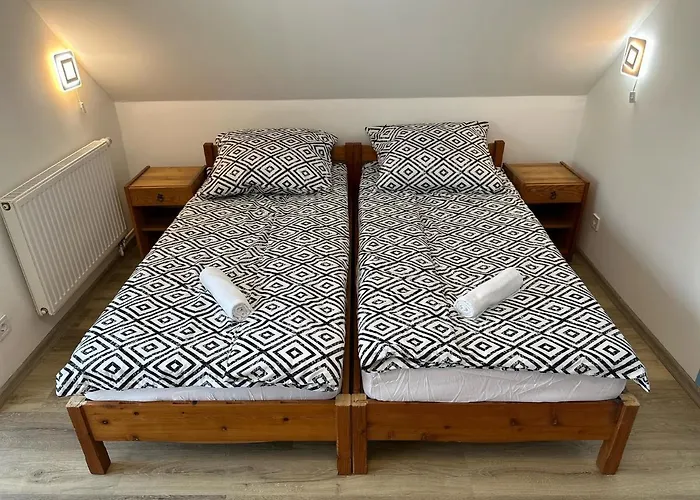 Hangulatos Balaton Parti Nyaralo بيت للعطل